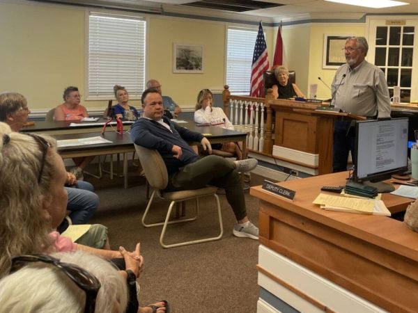 Pines, Sandpiper homes deemed uninhabitable