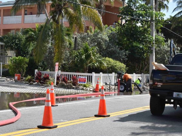 FDOT stresses patience during sidewalk replacement project