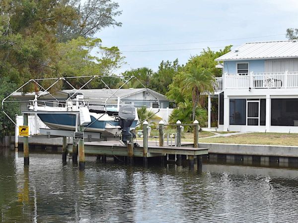 Hunters Point prevails in canal hearing