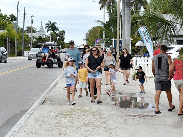 Planning begins for expanded Pine Avenue project