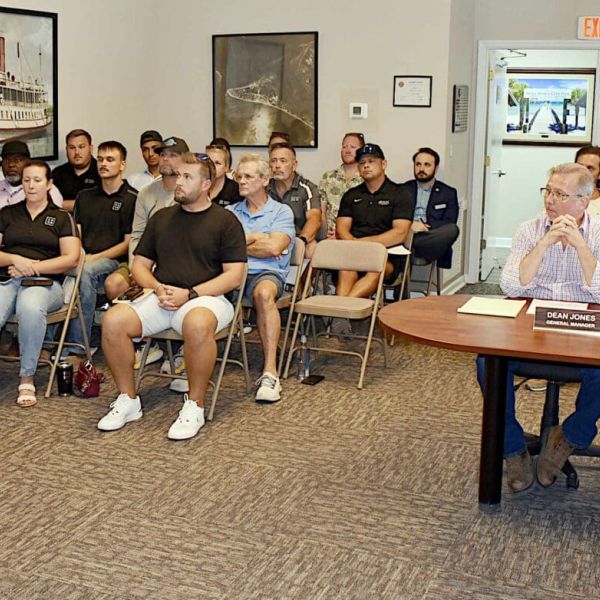 Builders call for contracted building official&rsquo;s dismissal