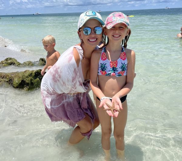 Lauren Lewe and daughter