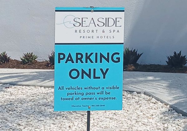 Mayor stops improper beach access parking restriction