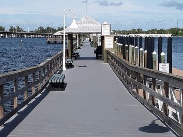 White PVC railings discussed for Bridge Street Pier