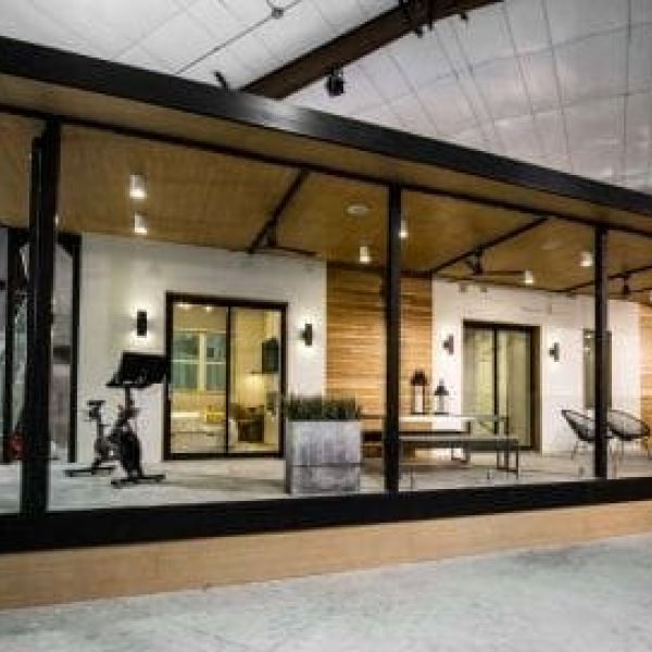 Developer previews sustainable Hunters Point home