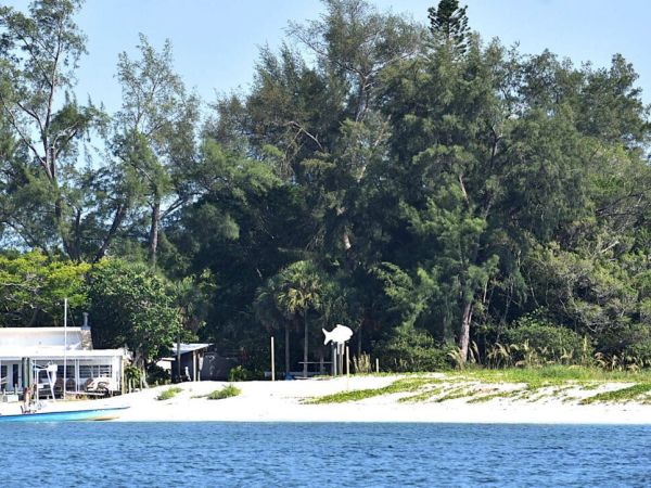 Portions of Greer Island/Beer Can Island closing to boaters