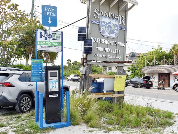 Planning board recommends paid parking approval