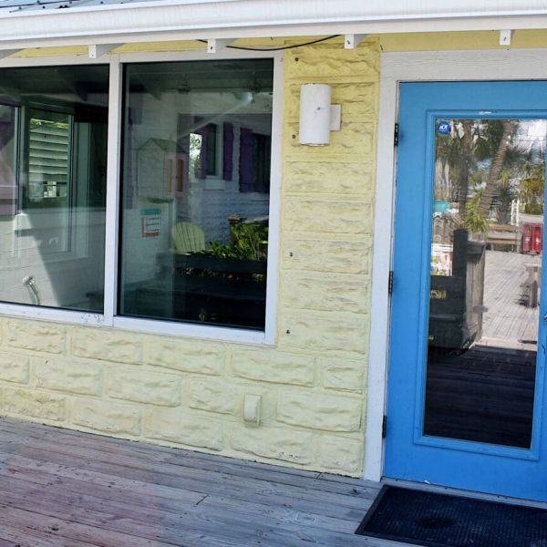 Pine Avenue liquor store decision delayed