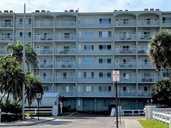 Commissioners talk building recertification regulations