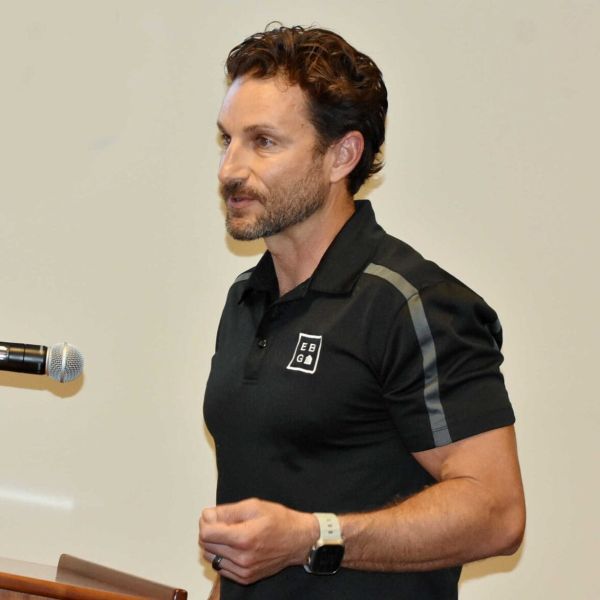 Contract signed for Pine Avenue sidewalks