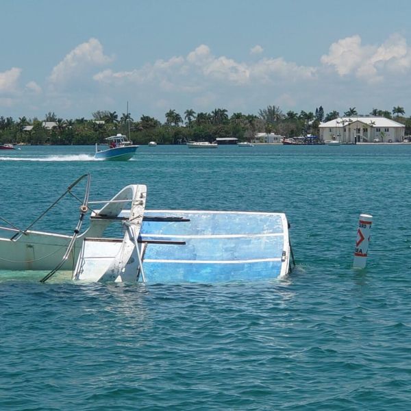 FWC offers free program to remove at-risk vessels