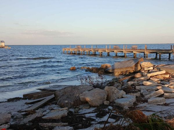 Commission supports mayor&rsquo;s pier repair request