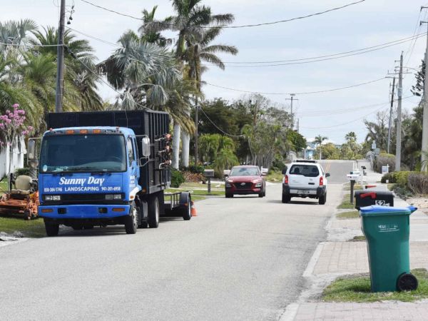 Commissioners support latest Key Royale parking proposal