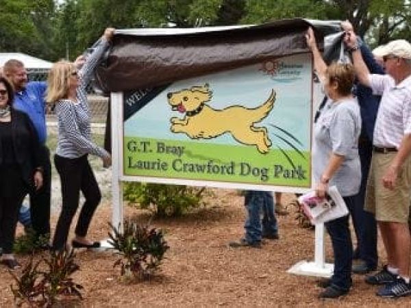 Dog park renamed in Laurie Crawford&rsquo;s honor
