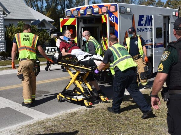 Pedestrian struck in Anna Maria
