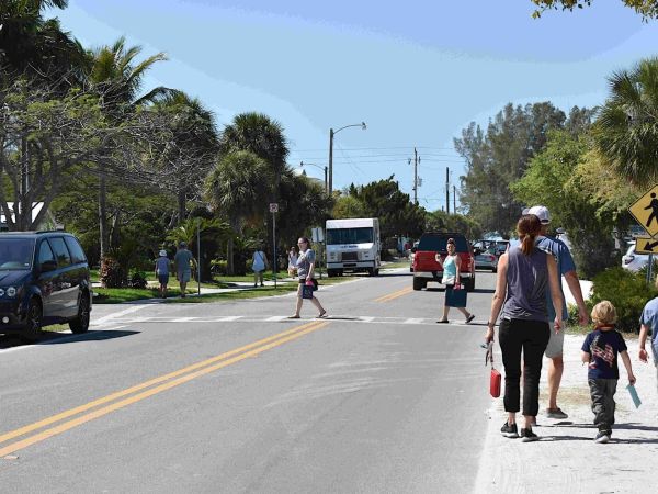Public input sought on &ldquo;Reimagining Pine Avenue&rdquo;