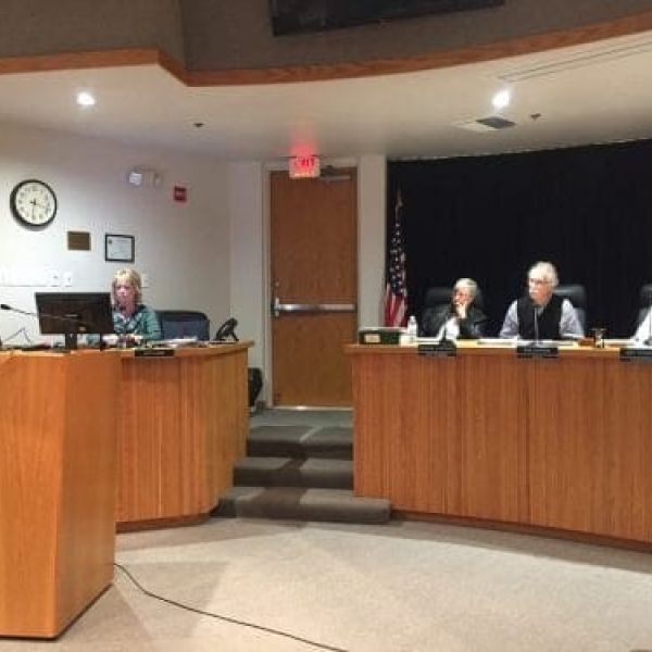 Holmes Beach legislative session