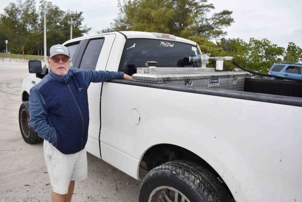 Tour boat refueling garners no city support