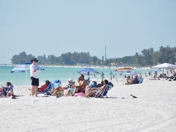 Manatee County beaches reopening Monday