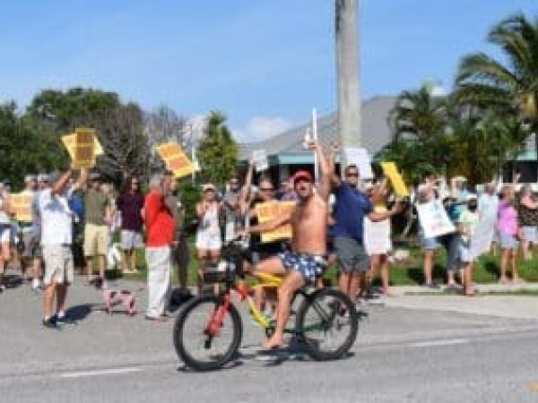 Parking issues spur protest, dialogue