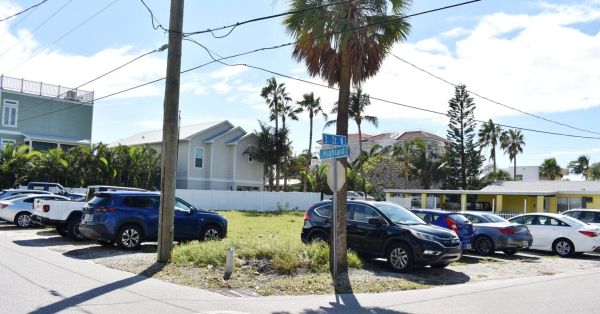 Bradenton Beach commission nixes rezoning efforts