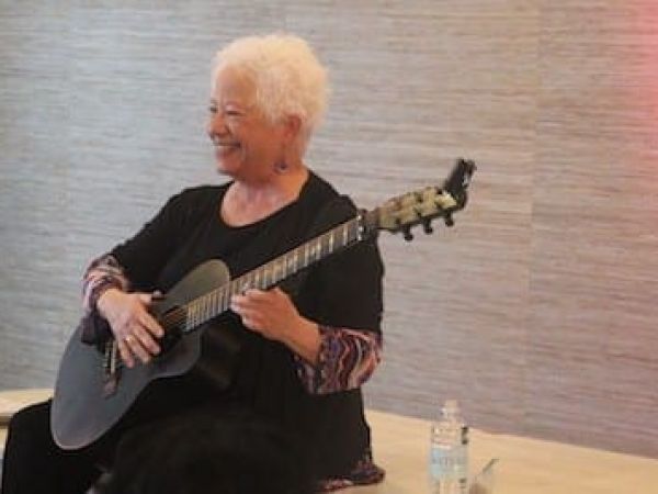 Janis Ian charms the Island