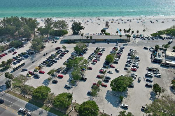 City leaders continue to fight parking garage