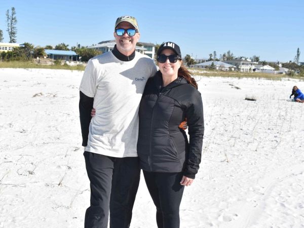 Community volunteers &lsquo;Build Back the Beach&rsquo;