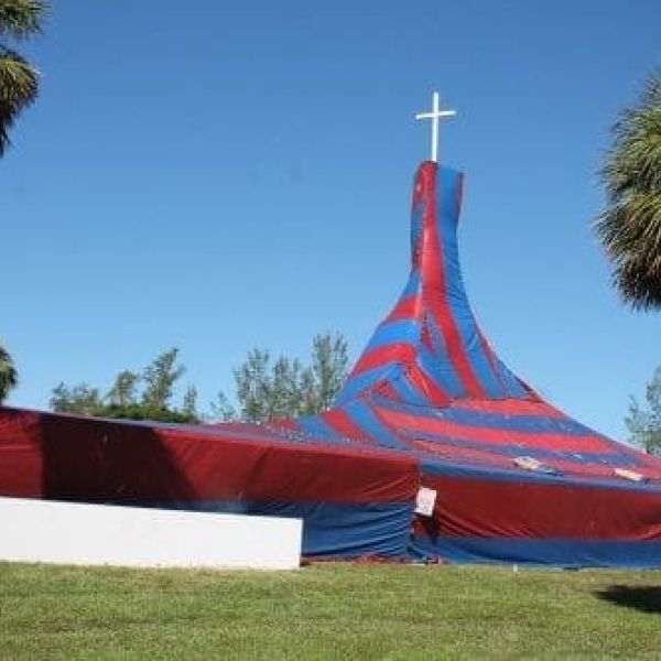 Gloria Dei tenting
