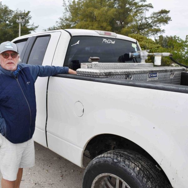 Tour boat refueling garners no city support