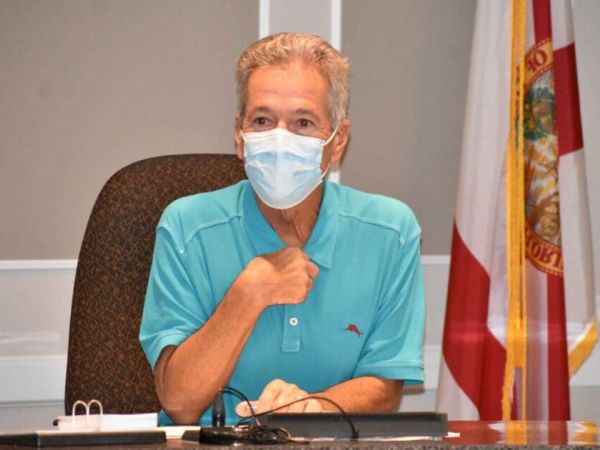 Anna Maria commissioner returns from COVID-19 illness