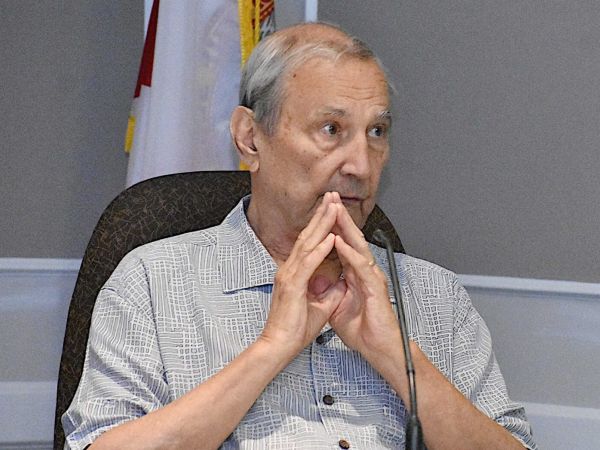 Mayor vetoes proposed charter amendment