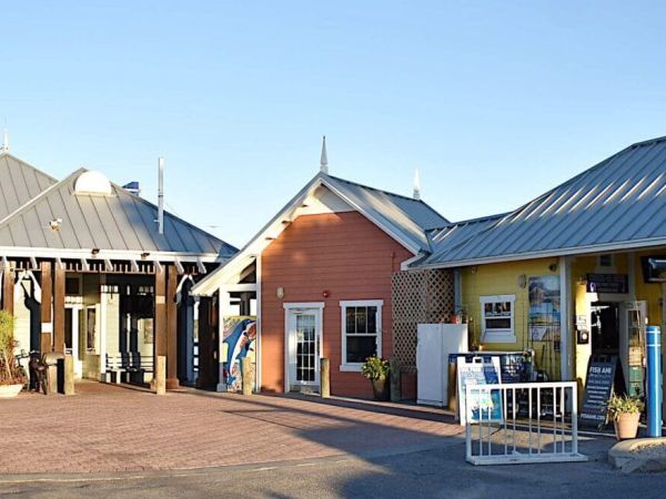 Oyster Bar plans enhancements for it's pier location