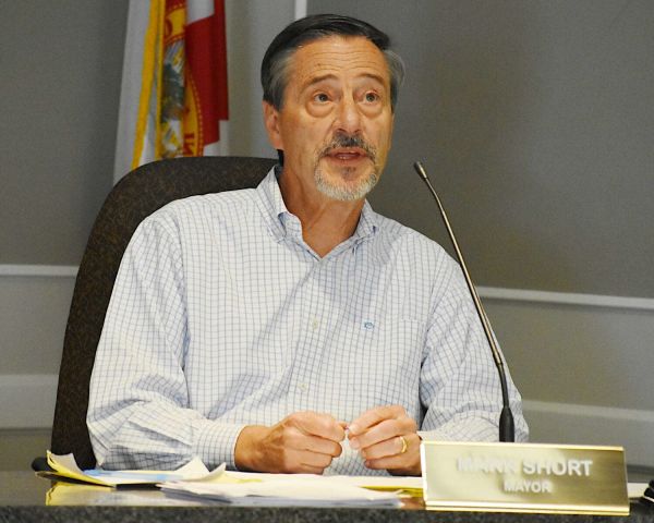 Mayor presents projected 2025-26 operating expenses