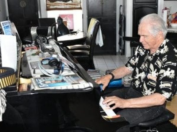 Boogie-woogie legend resides in Holmes Beach