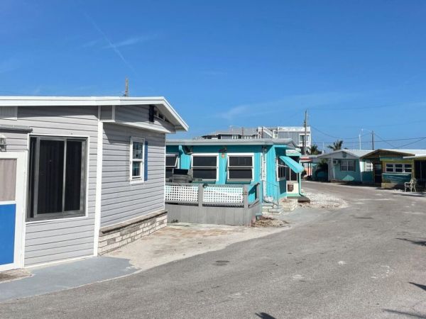 SUN 3 Pines homeowners settle with park owners