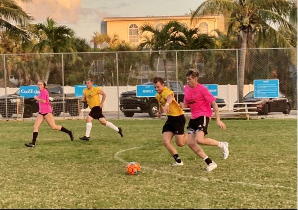 Ross, Wash tie going into playoffs